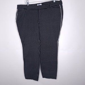 Old Navy The Diva Floral Print Stretch Cropped Skinny Pant Black Plus sz 18